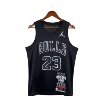 Camiseta Chicago Bulls Preta 23